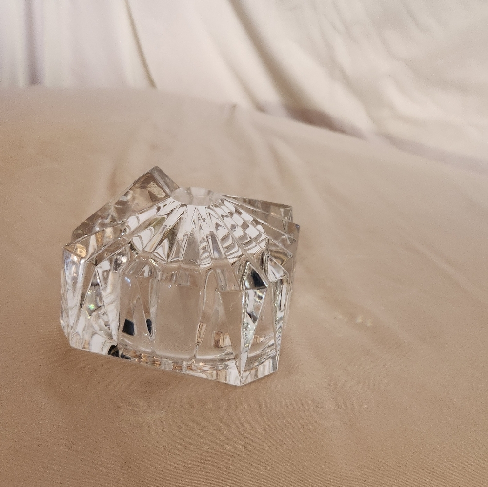 Elegant Lead Crystal Ashtray, Trinket Holder - Picture 3 of 5